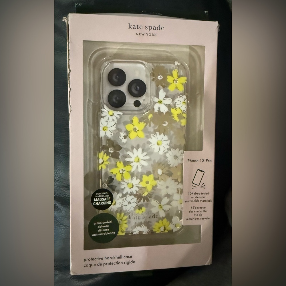 Kate Spade New York Protective Hardshell Case Multi Floral Apple iPhone 13 Pro